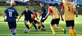 Hroznětín – Slavia Karlovy Vary B 1:4 (1:2).