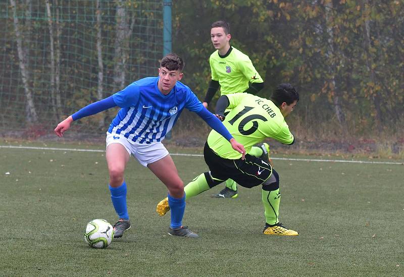 Dorostenci Ostrova se na vítězství natrápili, když udolali FC Cheb v poměru 4:3.