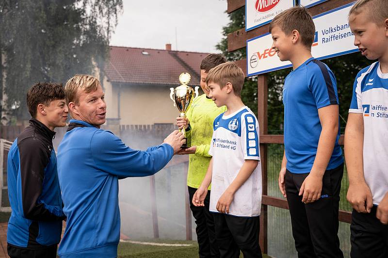 Čtyřicet mládežnických výběrů se představilo na jedenáctém ročníku sportovní akce ostrovského FK Den plný fotbalu.