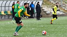 FK Baník Sokolov - TJ Robstav Přeštice 0:3 (0:0).