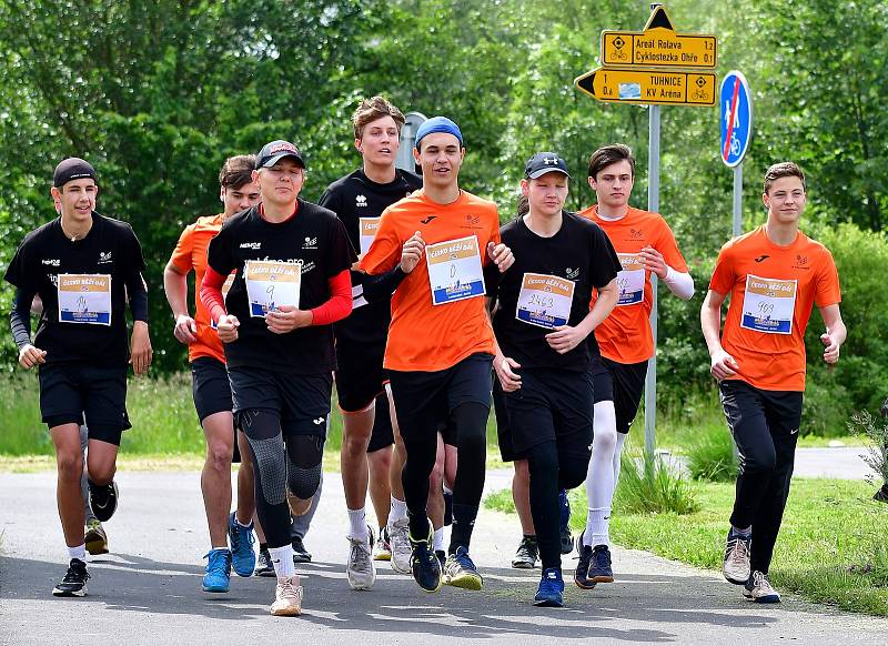 RunCzech spustil výzvu Česko běží dál v úterý 9. června. Od té doby už se na pětikilometrových trasách naběhalo 2 970 kilometrů.