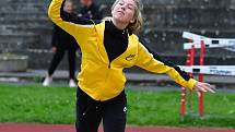 Karlovarské kontrolní závody uspořádal v týdnu na městském atletickém stadionu v lázeňském městě Triatlet Karlovy Vary.