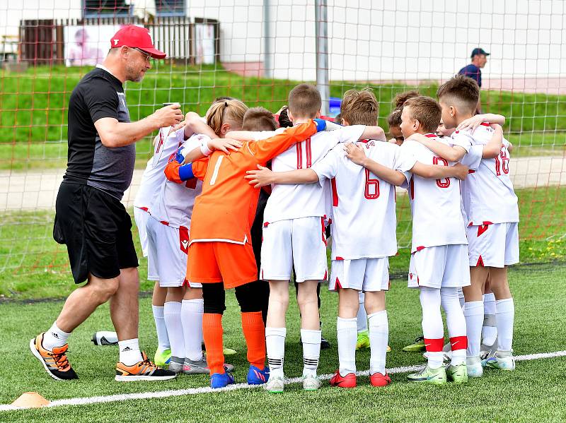 Memoriál Jiřího Feureisla přetavily v triumf naděje Manchesteru United.