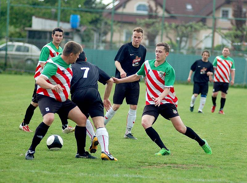 Po šesti letech se navrací zpět na krajskou fotbalovou mapu TJ KSNP Sedlec.