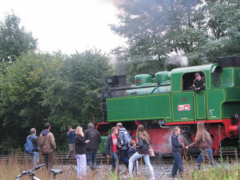 Sobotní jízdy historických vlaků s parní lokomotivou na trati Olbramovice - Sedlčany u Štětkovic.