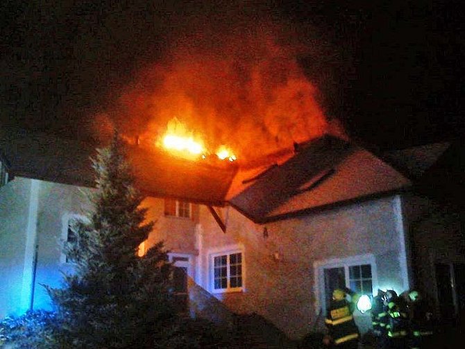 Požár rodinného  domu v Hrusicích.