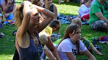 Z reggae festivalu na louňovickém zámku.