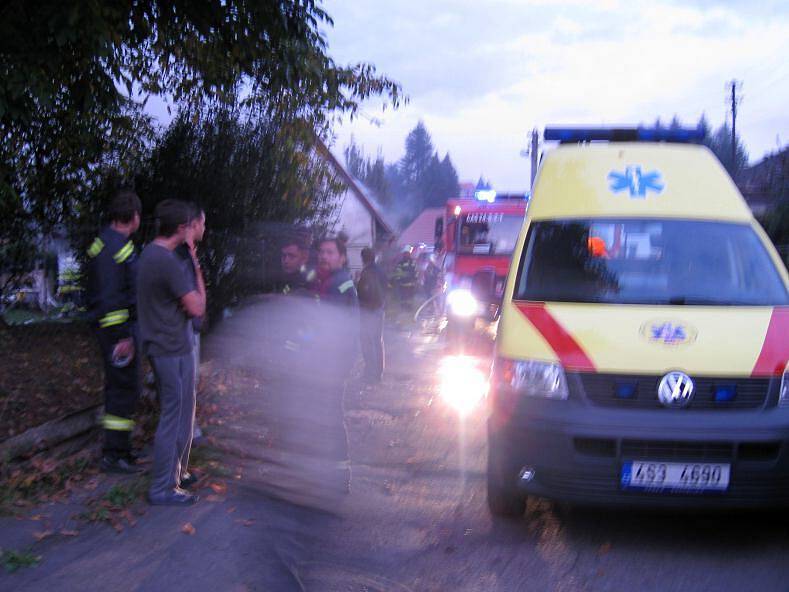 Požár rodinného domu v Poříčí nad Sázavou