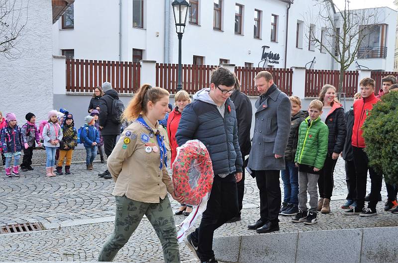 Pieta u Památníku padlým ve Vlašimi.