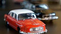 Výstavu autíček mohou zájemci zhlédnout v Galerii Občanská záložna ve Vlašimi.
