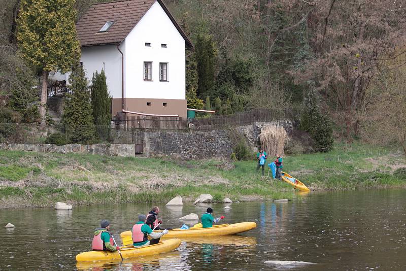 Čtrnáctá Čistá řeka Sázava.