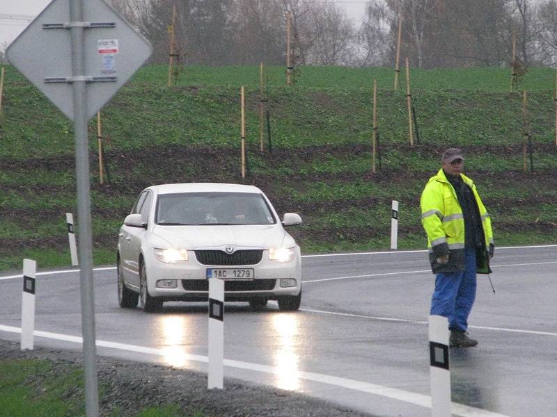 Nový sjezd ze silnice I/3 u Pyšelky byl oficiálně zprovozněný. 