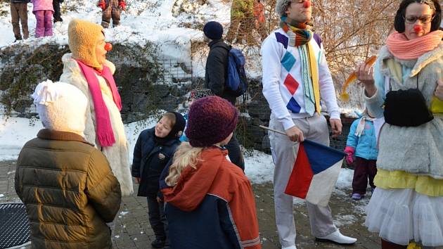 V Hospicu Dobrého Pastýře se třetí adventní neděli rozsvítilo betlémské světlo.