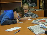 Dětský tým školního časopisu Labyrint vedený učitelkou Kamilou Stolařovou se v redakci Benešovského  deníku ocitl ve středu ráno v roli respondentů ankety. 