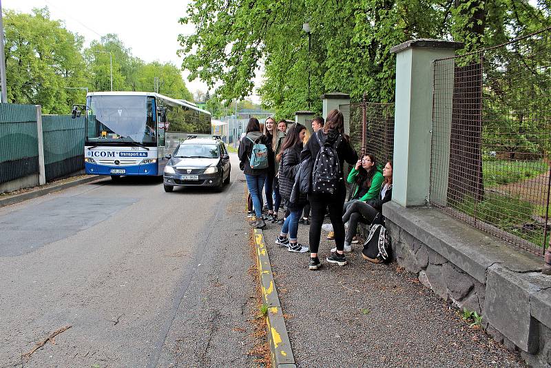 Z prvního vyučovacího dne studentů Střední zemědělské školy v Benešově po rozvolnění koronavirových opatření.