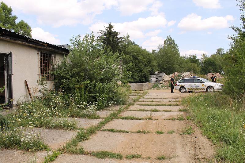 Život bezdomovců v benešovských Táborských kasárnách.