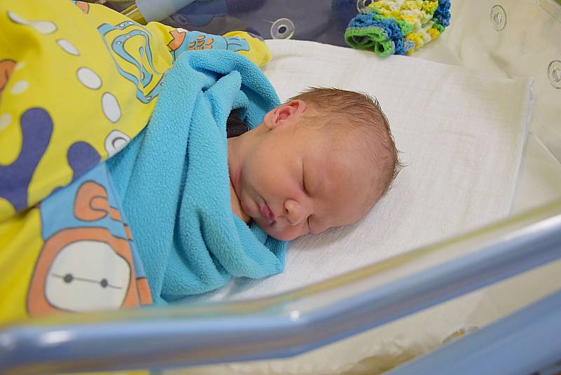 Filip Vala se manželům Barboře a Jakubovi narodil v benešovské nemocnici 16. srpna 2021 ve 12.01 hodin, vážil 3290 gramů. Rodina bydlí v Čerčanech.