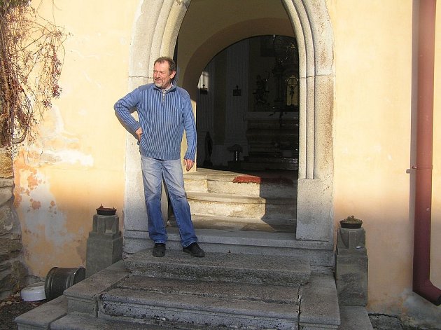 Na rekonstrukci zámku v Úsobí nechal Jaromír Polák 20 let života.
