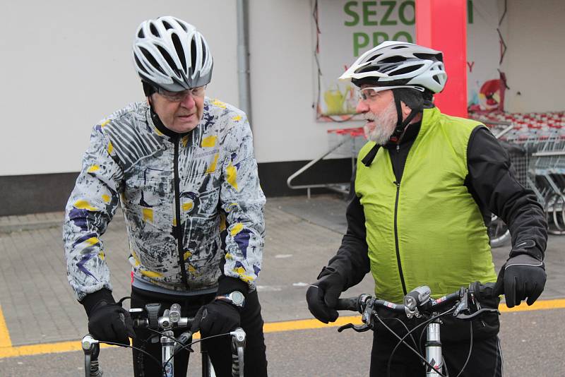 Novoroční vyjížďka benešovských cyklistů 2019.