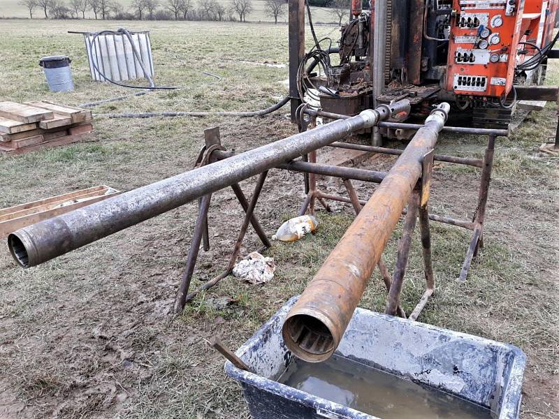 Geotechnický průzkum v koridoru budoucí středočeské dálnice D3.