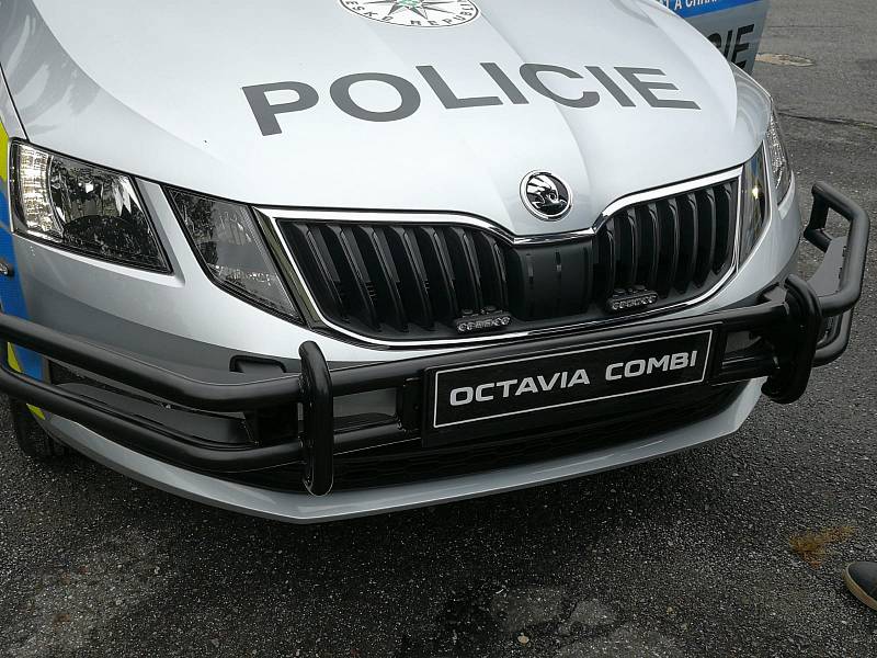 Z představení nových policejních vozidel Škoda Octavia combi.