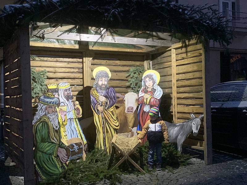 Z rozsvícení vánočního stromu ve Voticích.