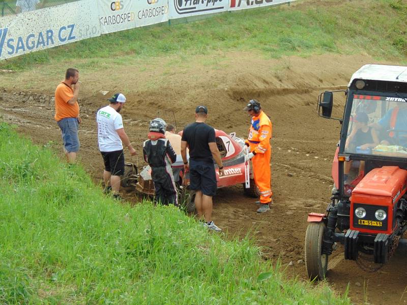 Mistrovství autokrosu oživilo poříčskou Homolku.