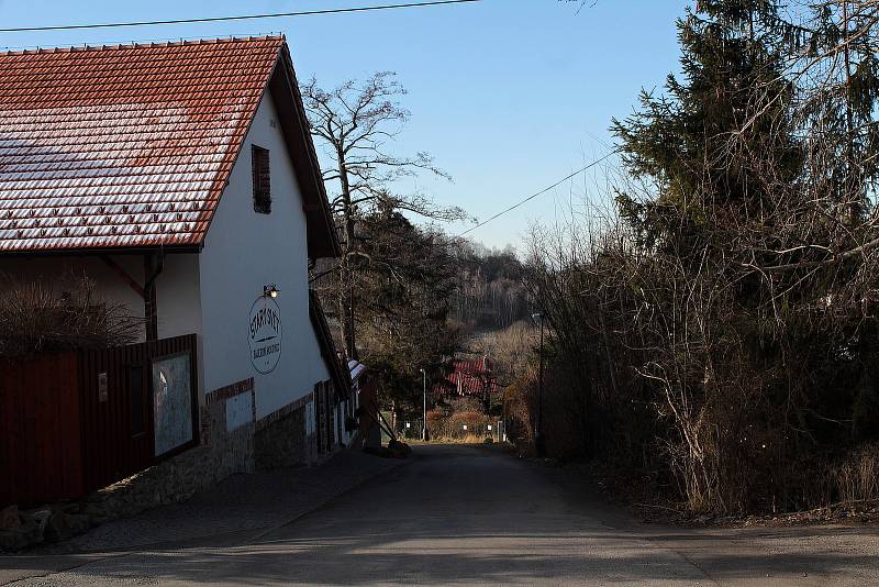 Město Votice vybuduje v osadě Amerika kanalizaci. Obyvatelé se na ni už těší a říkají: "Už aby to bylo!"