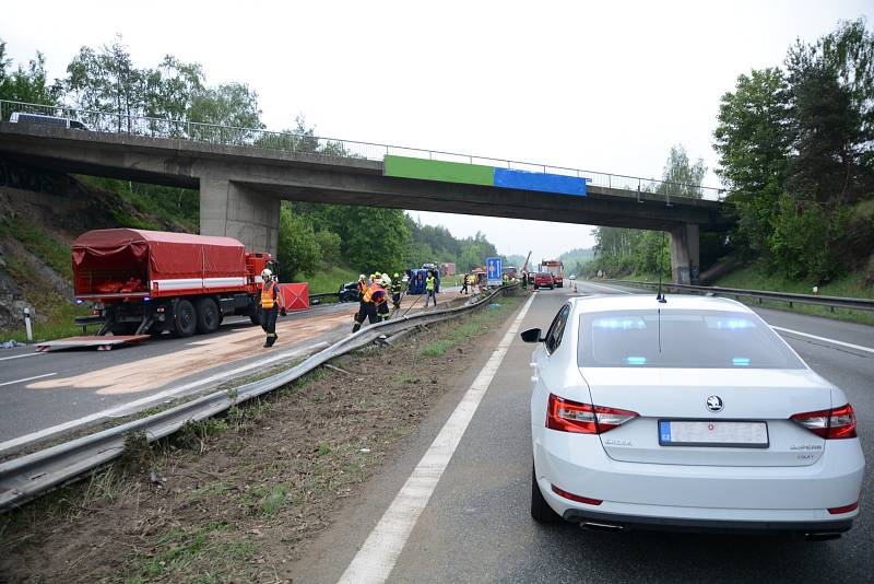 Tragická nehoda ochromila provoz na brněnské dálnici u Hrusic