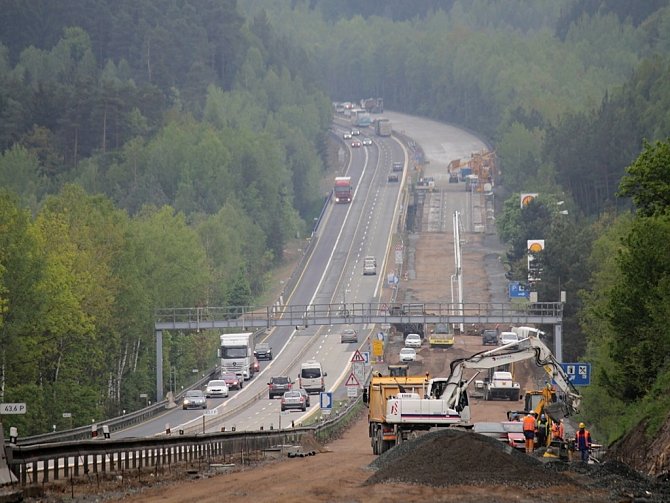 Práce na rekonstrukci dálnice D1.