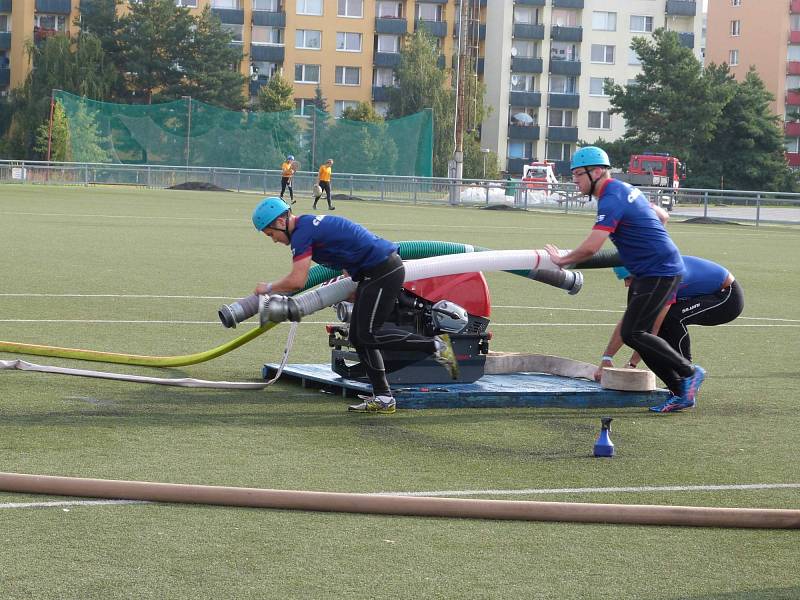 Hasiči z Chářovic vybojovali na mistrovství republiky v požárním sportu 11. místo.