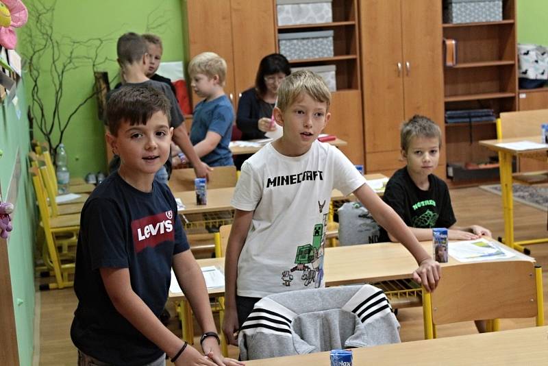 Ze zahájení školního roku 2020/2021 na Základní škole Jiráskova v Benešově.