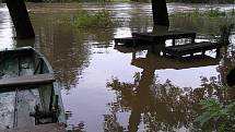 Povodně ve Lštění, Čerčanech, Čtyřkolech, Nespekách, Poříčí nad Sázavou a Zlenicích.