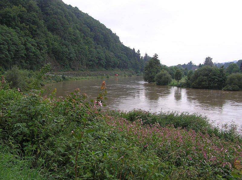 Povodně ve Lštění, Čerčanech, Čtyřkolech, Nespekách, Poříčí nad Sázavou a Zlenicích.