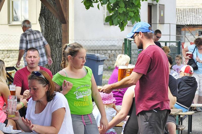 Výstava drobného zvířectva se konala po celý víkend ve Staňkovicích.