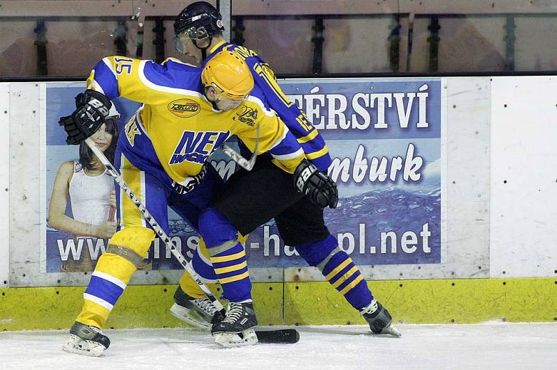 Z hokejového utkání NED Hockey Nymburk - HC VHS Benešov