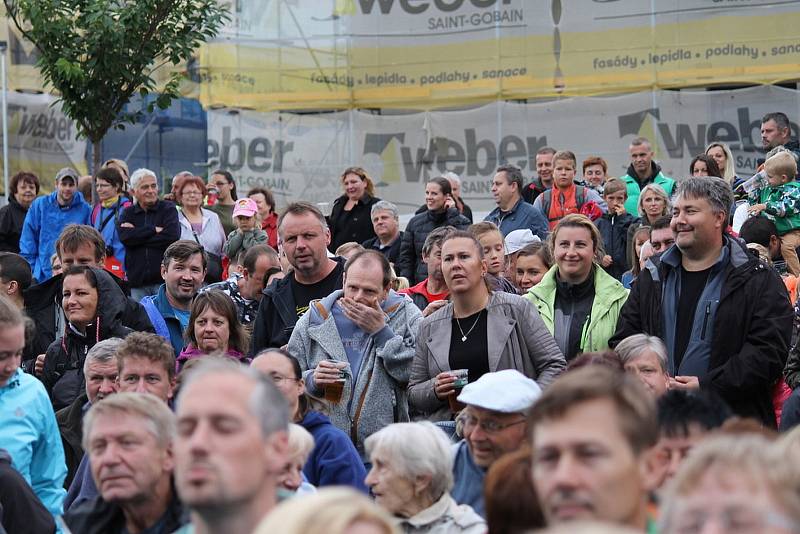 Oslavy 700 let Týnce nad Sázavou.