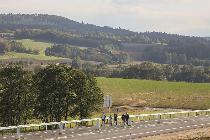 Obchvat Olbramovic odpoledne 30. září 2022.