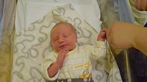 Vilém Lomoz se Veronice a Františkovi narodil v benešovské nemocnici 17. června 2022 v 8.52 hodin, vážil 2950 gramů. Rodina bydlí v Neveklově.