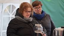 Z adventního setkání s mobilní zvonkohrou v podání Rosemarie Sauntiëns na náměstí T. G. Masaryka v Pyšelích.