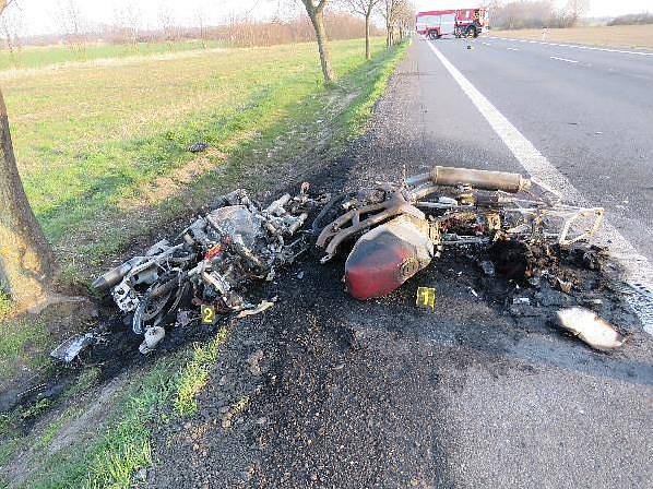 Motorkářů letos zemřelo čtyřikrát víc než loni.