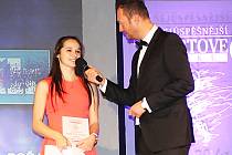 Monika Hašková si byla při vyhlašování Sportovce roku 2017 na Benešovsku dvakrát na pódiu. Poprvé převzala cenu se spoluhráčkami z florbalu za druhé místo k kategorii mládež družstva a podruhé si již pro cenu za Hvězdu Deníku došla sama.
