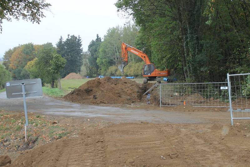 Stavba přivaděče vody Javorník Benešov v prostoru Žíňánek.