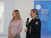 Ředitel středočeské policie převzal ocenění Fóra Dárců 2019.