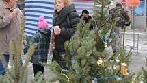 Křest publikace se odehrával v radničním sklípku, hromadné zdobení vánočních stromků a perníčků na Masarykově náměstí. 