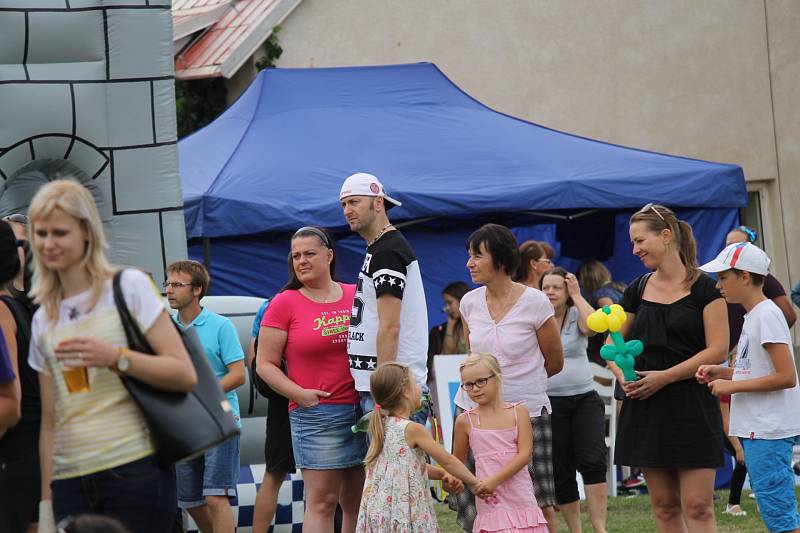 Benefiční festival na podporu dlouhodobě nemocných pacientů benešovské nemocnice Open door hospital fest. 