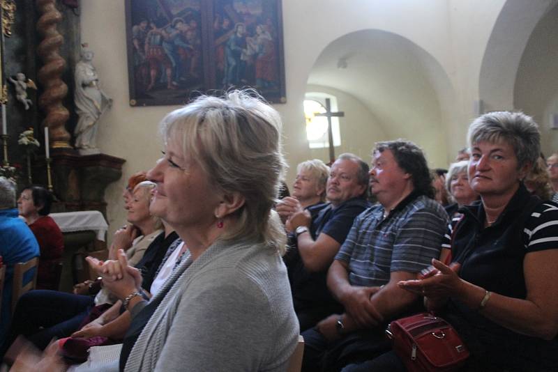 Koncert Hradišťanu a Jiřího Pavlici zahájil Načeradecké hudební léto.