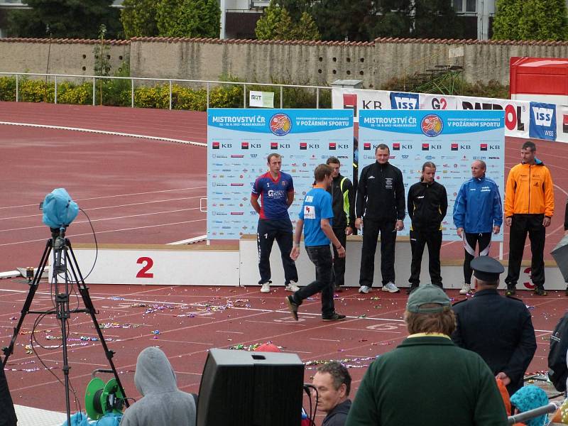 Hasiči z Chářovic vybojovali na mistrovství republiky v požárním sportu 11. místo.