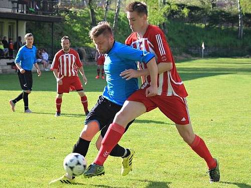 Mezno v domácím prostředí prohrálo s Chotýšany 1:2.