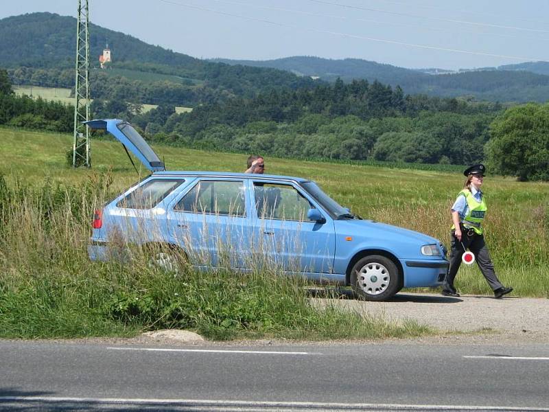 Policisté U Topolu